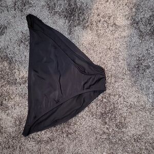 WILD FABLE WOMEN'S BLACK BIKINI BOTTOMS. 2X/ NWT